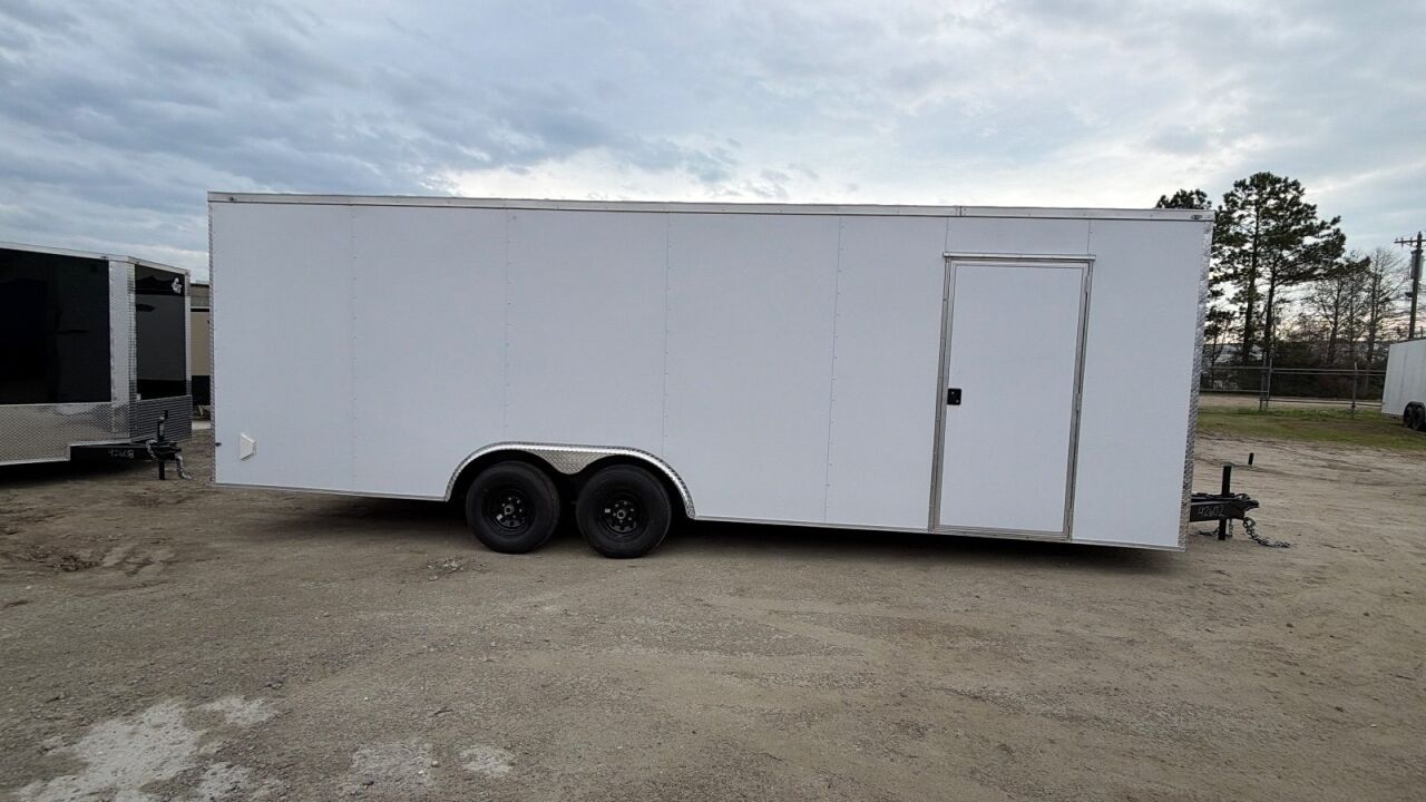 2026 Maximum 8.5x24 enclosed cargo trailer in white, photo 2