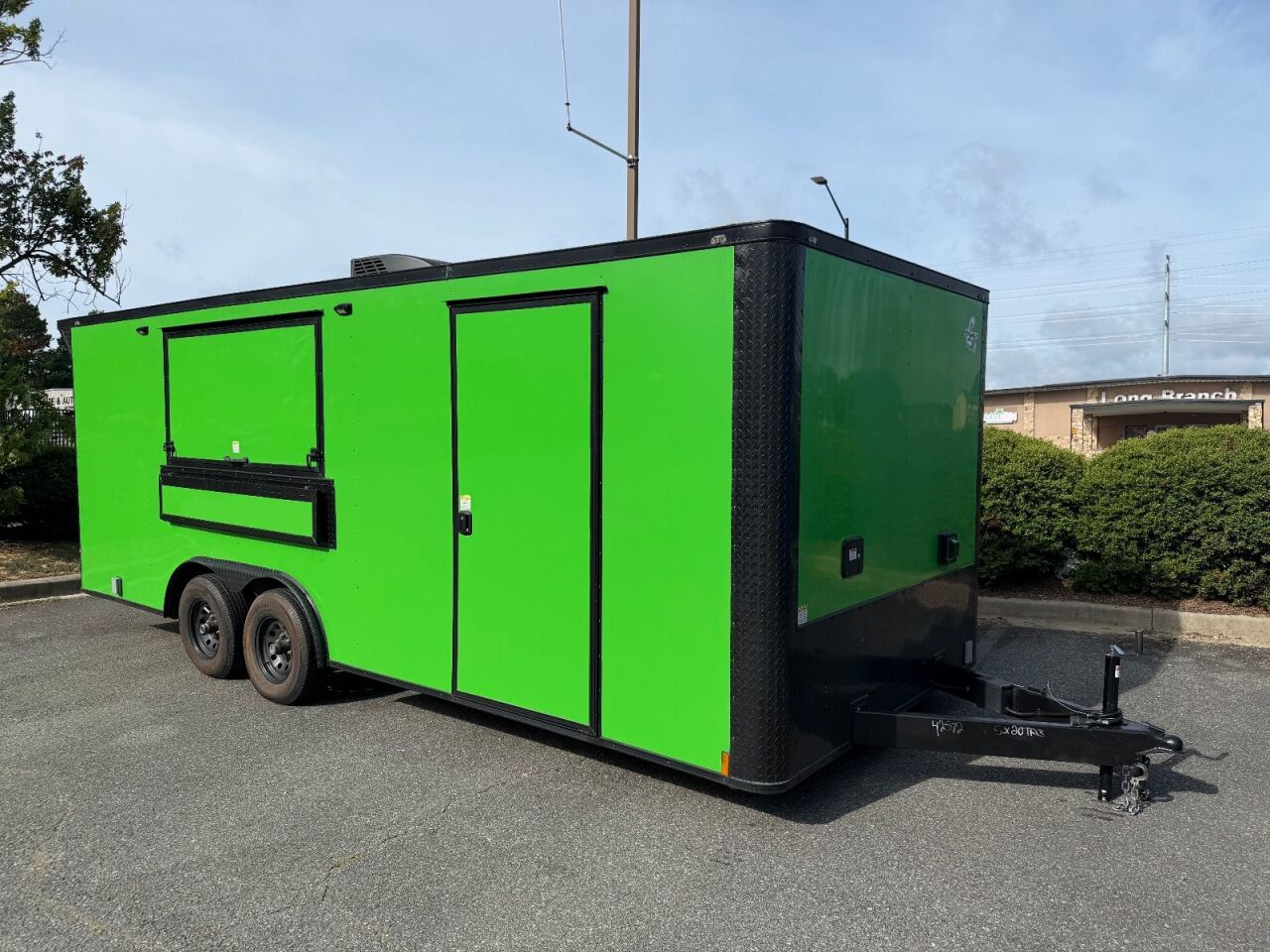 2023 Maximum 8.5x20 Cargo concession / food trailer in green, photo 8